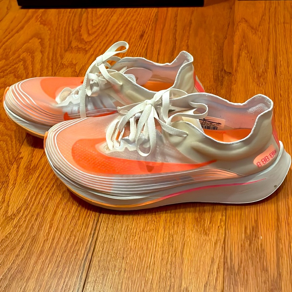 Size7 - Picture 2 of 3